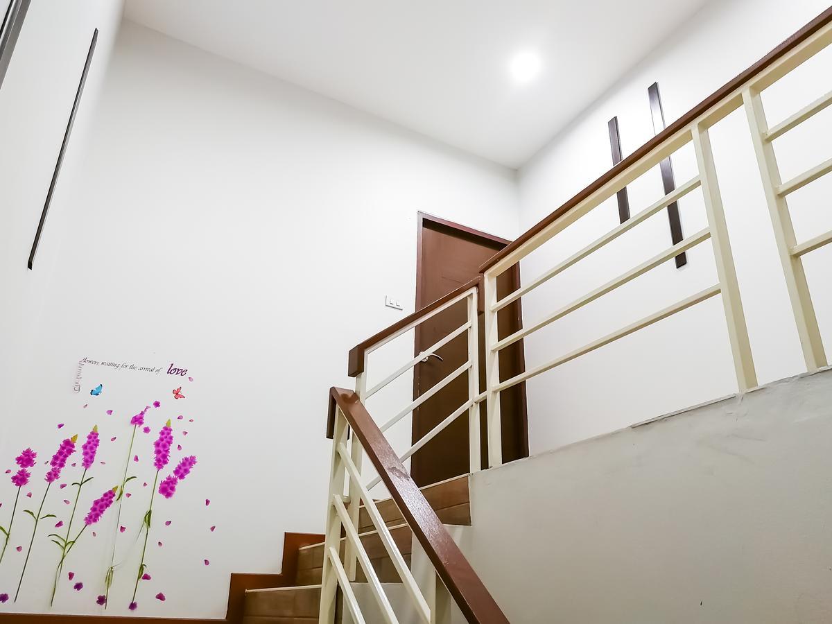The Sun Hostel Chiang Mai Extérieur photo