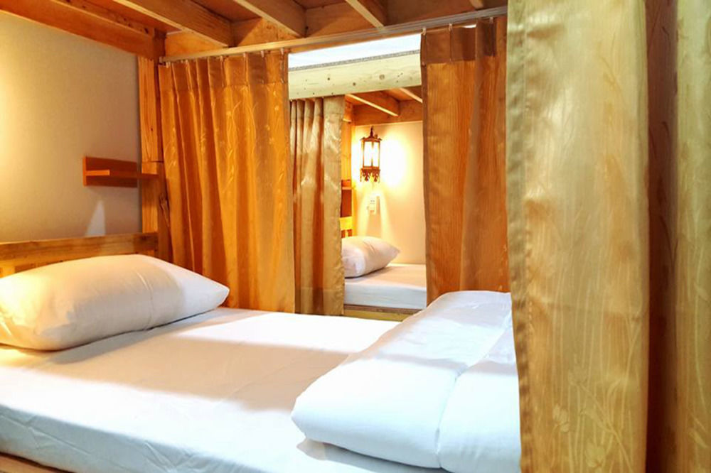 The Sun Hostel Chiang Mai Extérieur photo