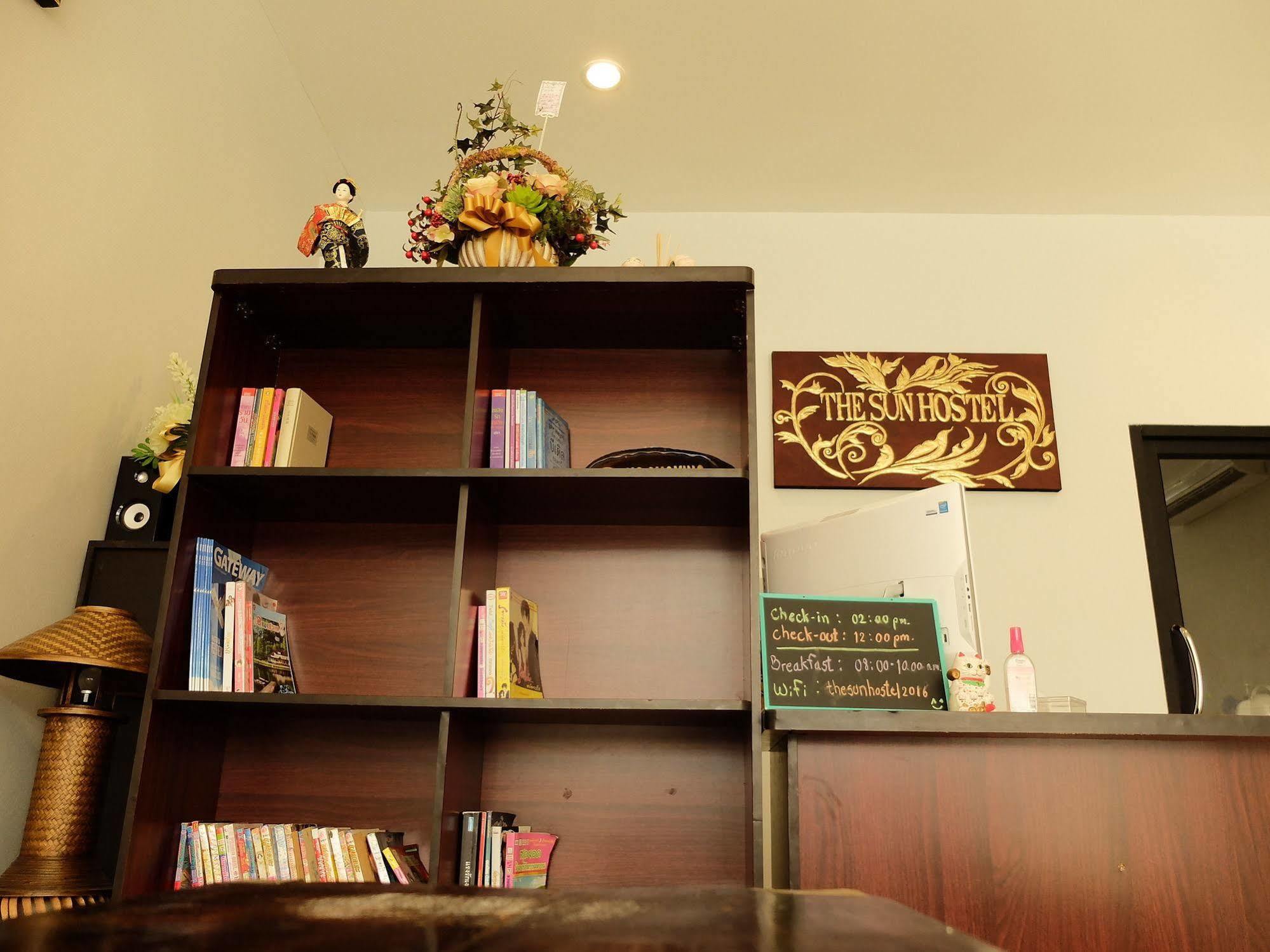 The Sun Hostel Chiang Mai Extérieur photo